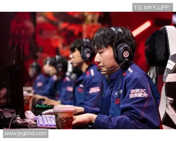 电竞比分热议和平精英JDG个人能力的蜕变与未来发展探讨